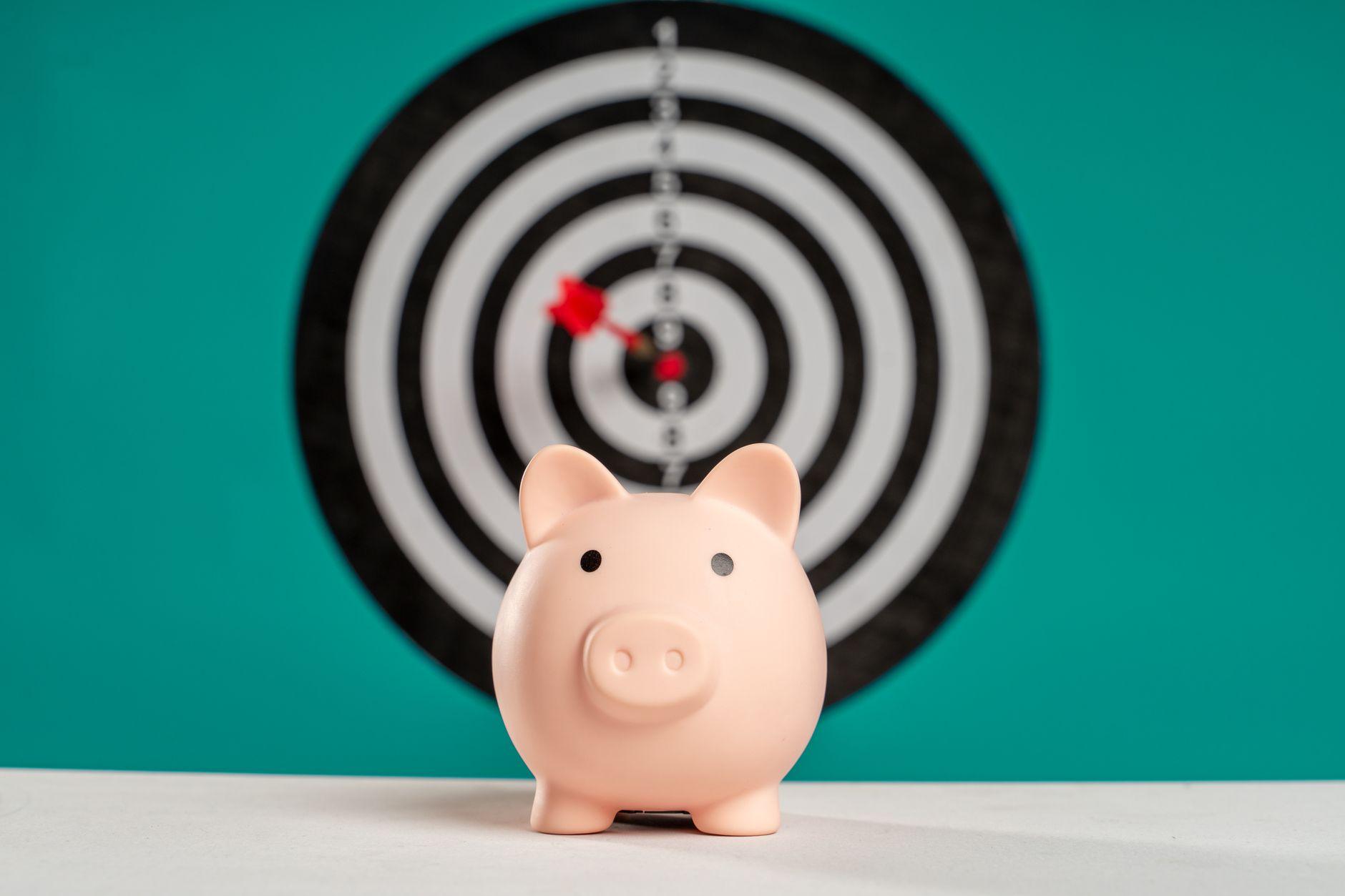 Illustration of How Target-Date Funds Simplify Retirement Investing for Beginners