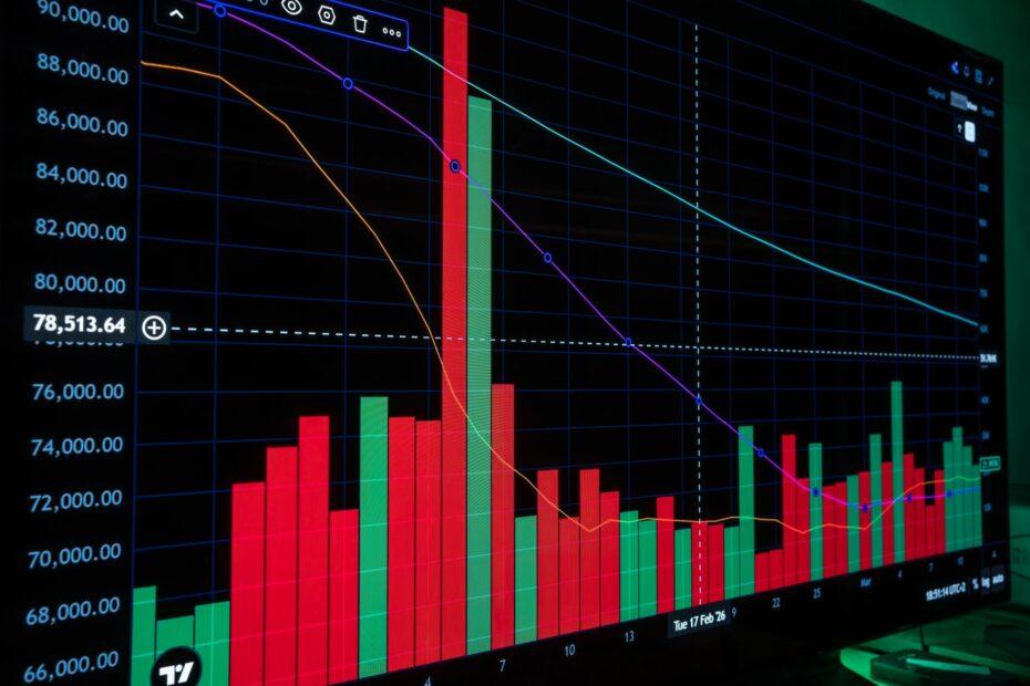 Illustration of The Role of Patience in Weathering Market Volatility Over Decades